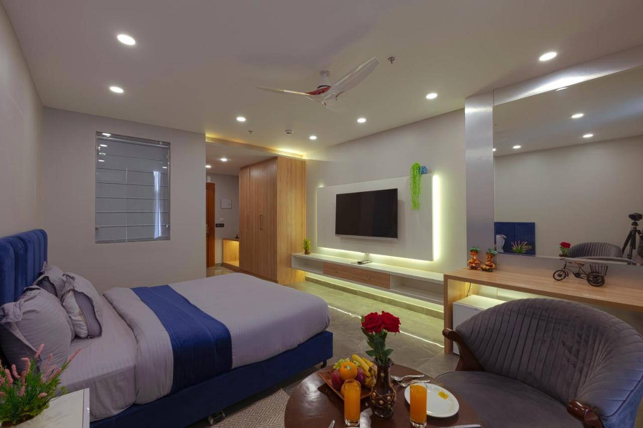Hotel Bay Laurel Retreat Faridabad Bagian luar foto