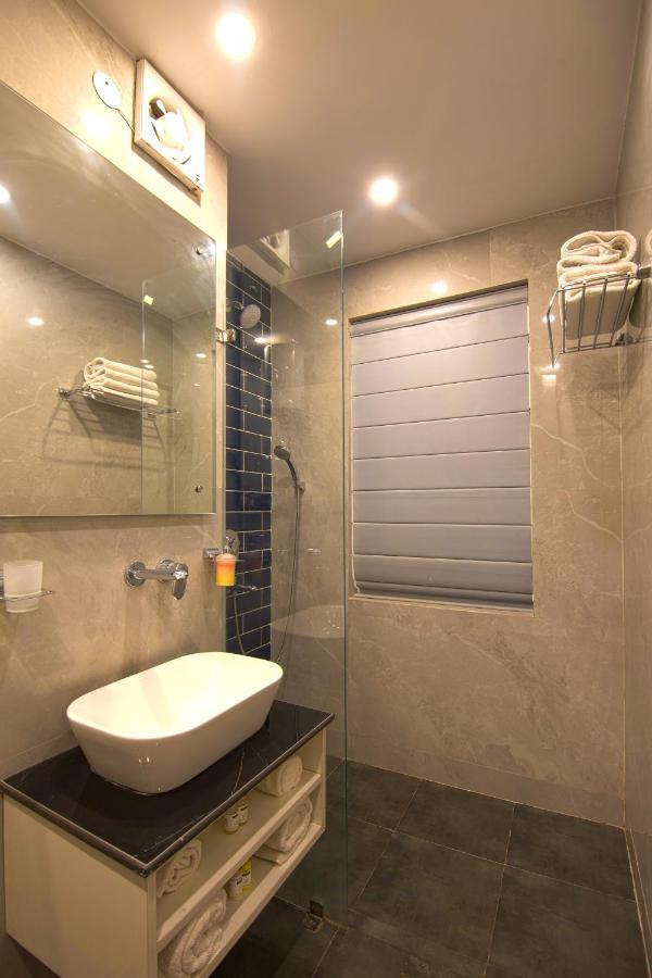Hotel Bay Laurel Retreat Faridabad Bagian luar foto